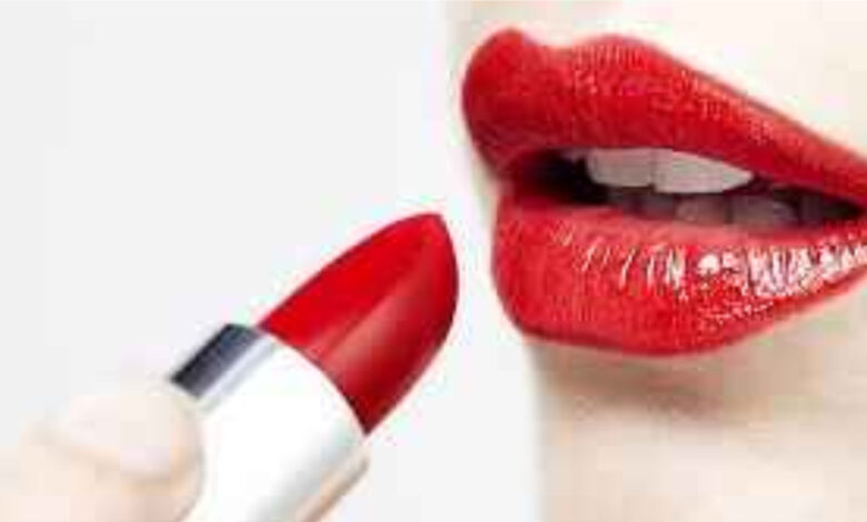 wife asked divorce for 10 rs lipstick