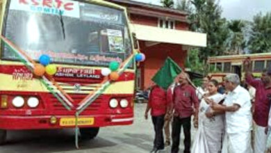 budget tour bus in Kumuli