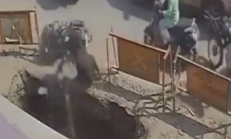 3men fell in sewerage pit in coimbatore